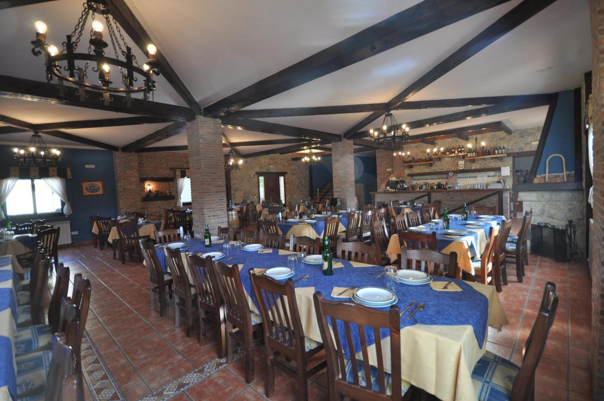 Hotel Alonso Llanes Exterior photo